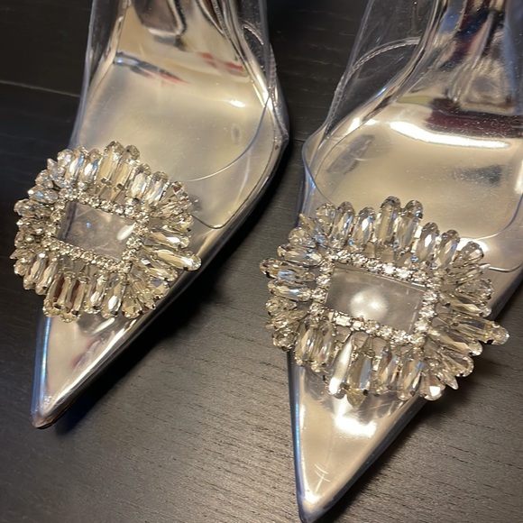 NWOT GOOD AMERICAN CINDER-F*CKING-RELLA PUMP - Picture 2 of 7